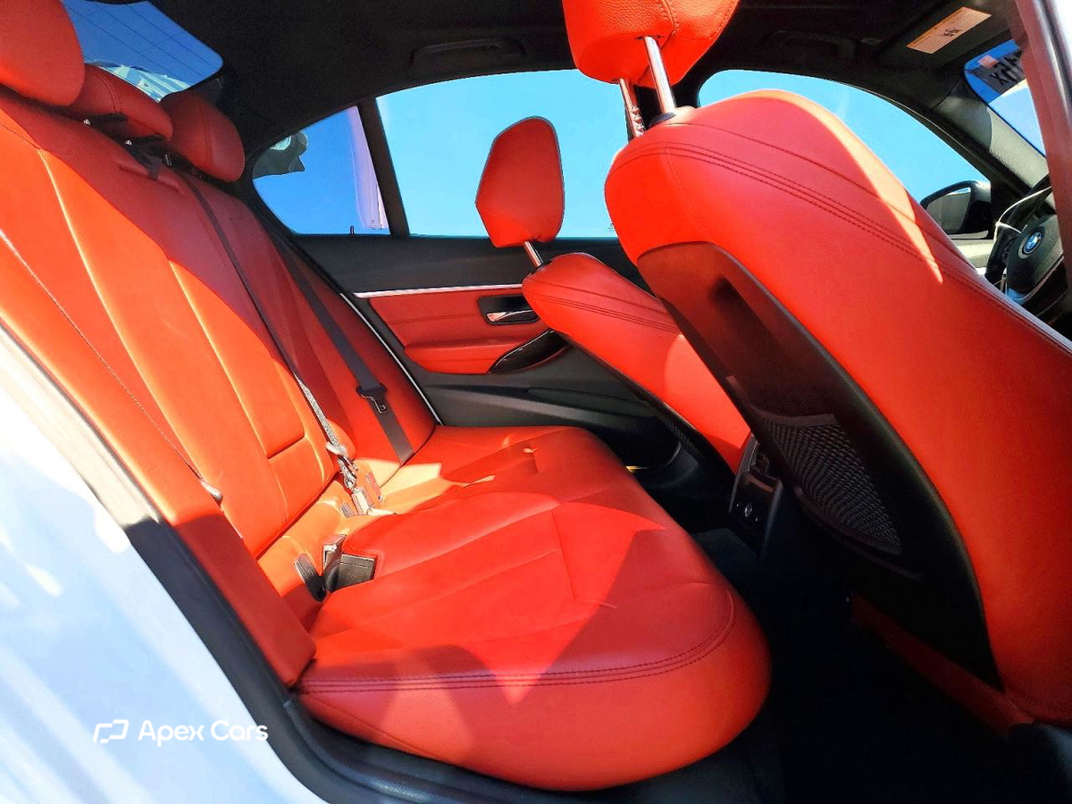 BMW Series 3 2016