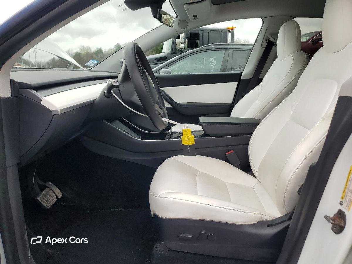 Tesla Model Y 2020