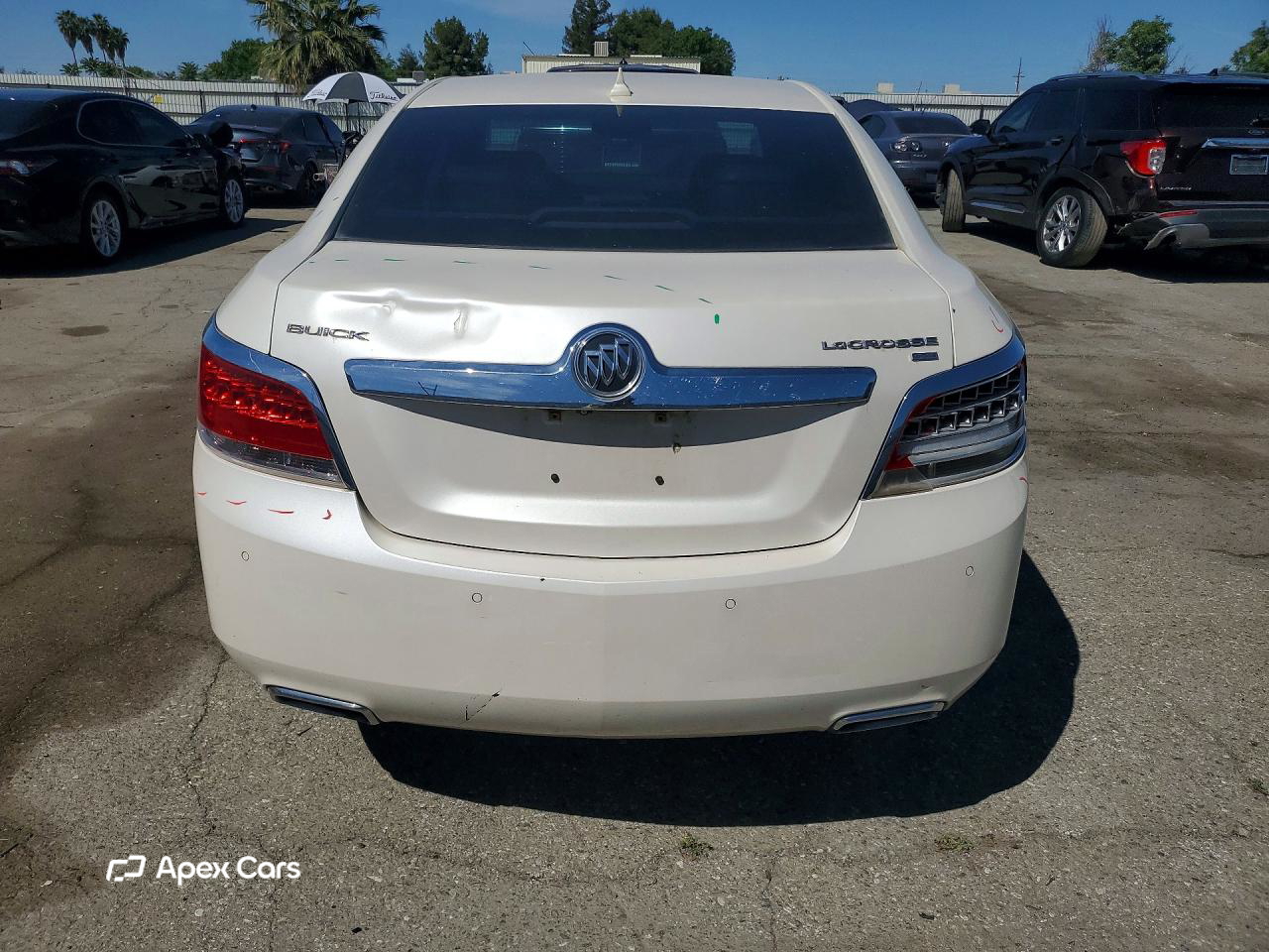 Buick LaCrosse 2011