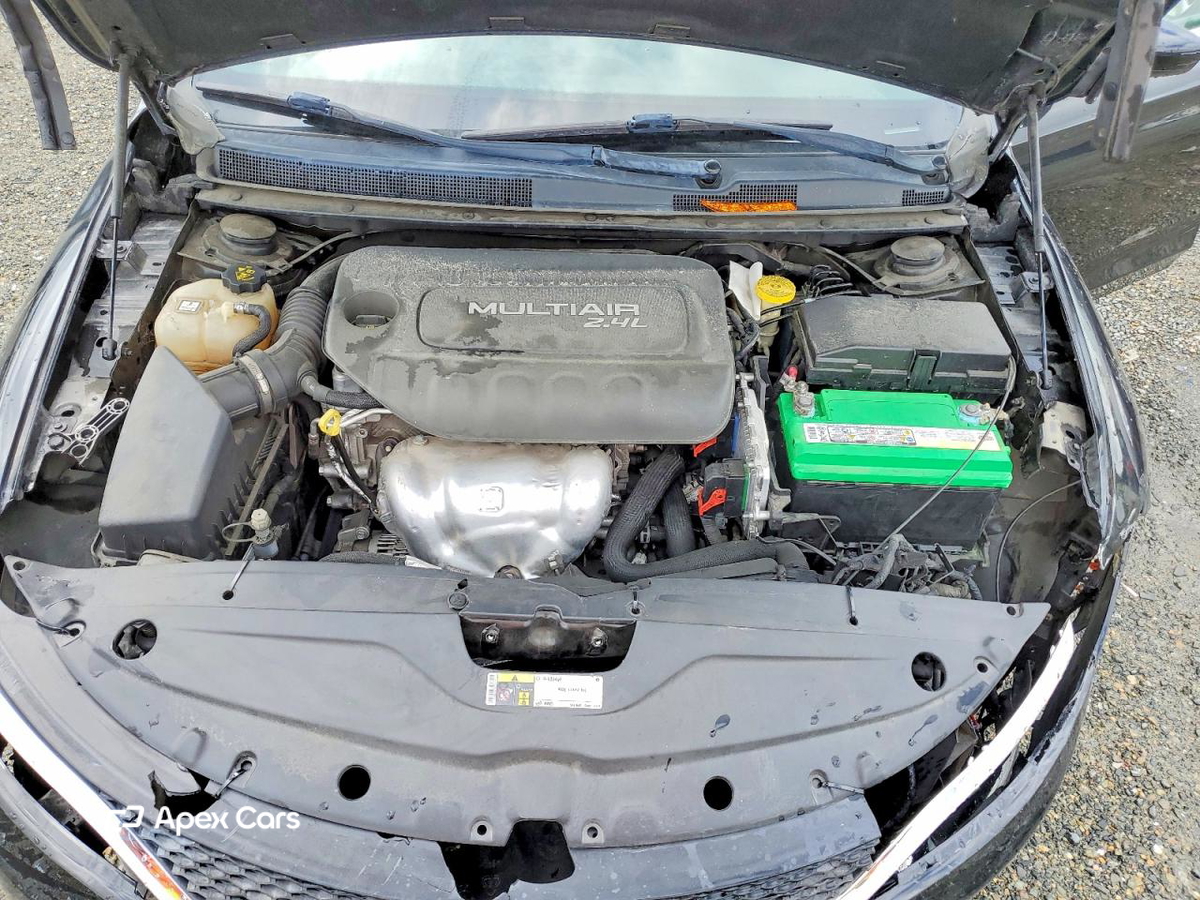 Chrysler 200 2016