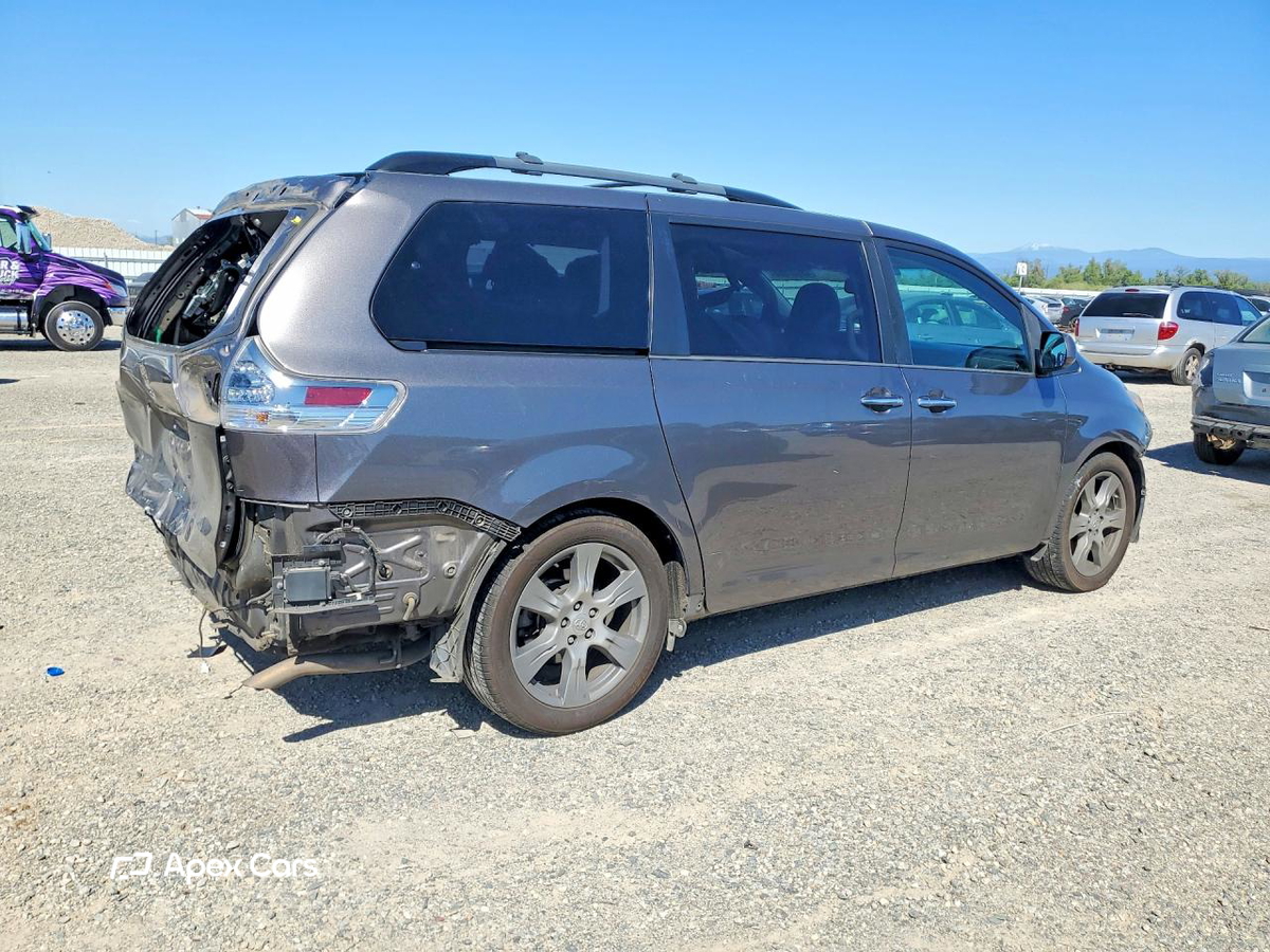 Toyota Sienna 2017