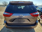 Toyota Sienna 2020