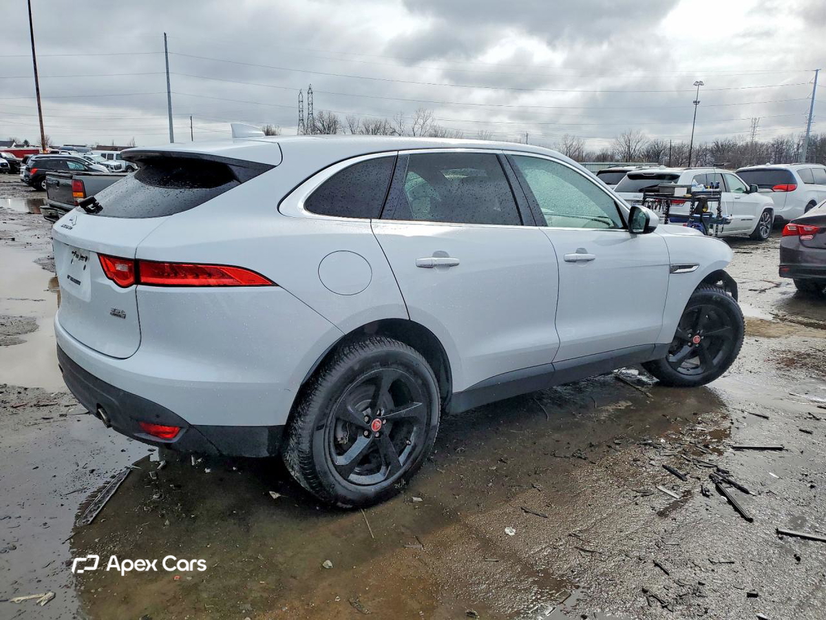 Jaguar F-Pace 2017