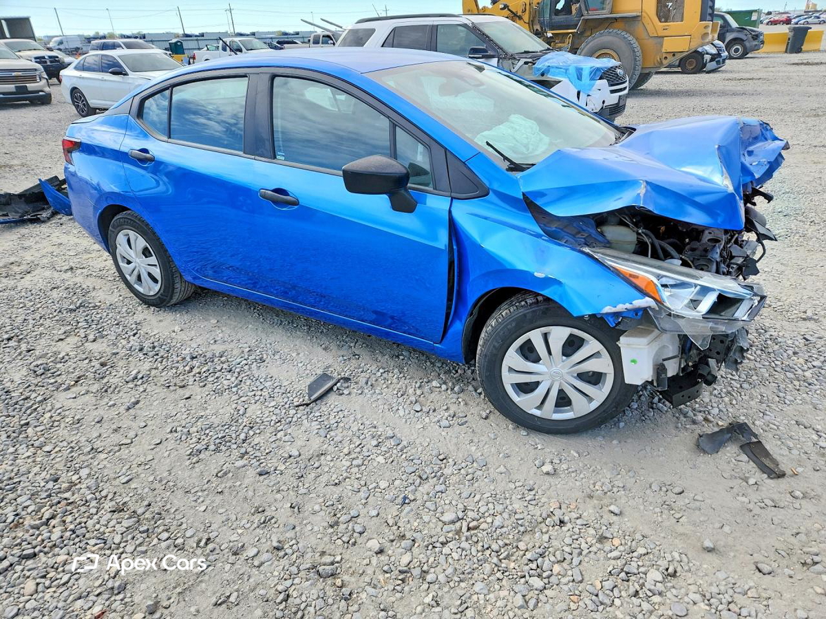 Nissan Versa 2020