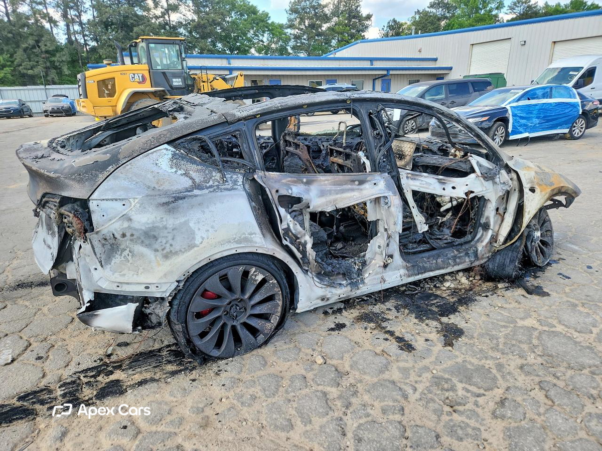 Tesla Model Y 2022
