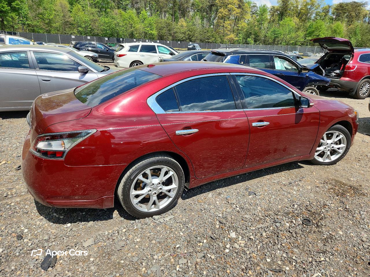 Nissan Maxima 2012