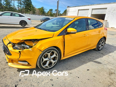 Ford Focus 2015 - Image 1 of 5