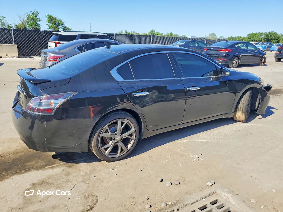 Nissan Maxima 2013