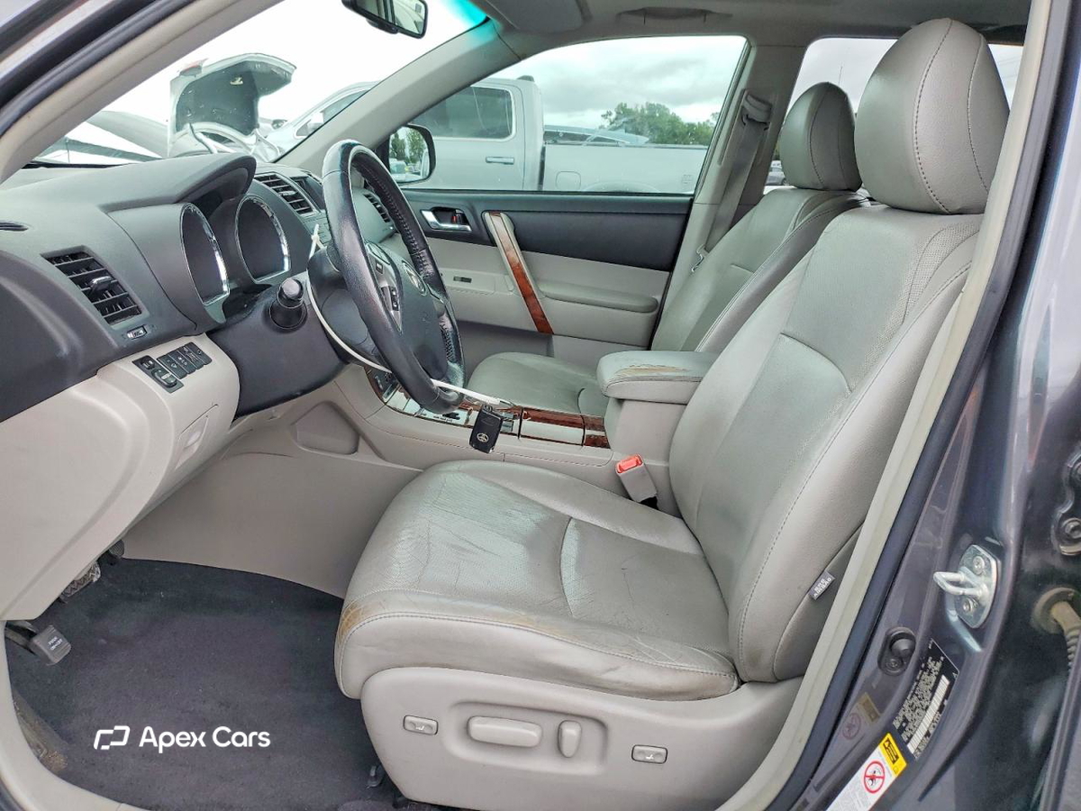 Toyota Highlander 2011