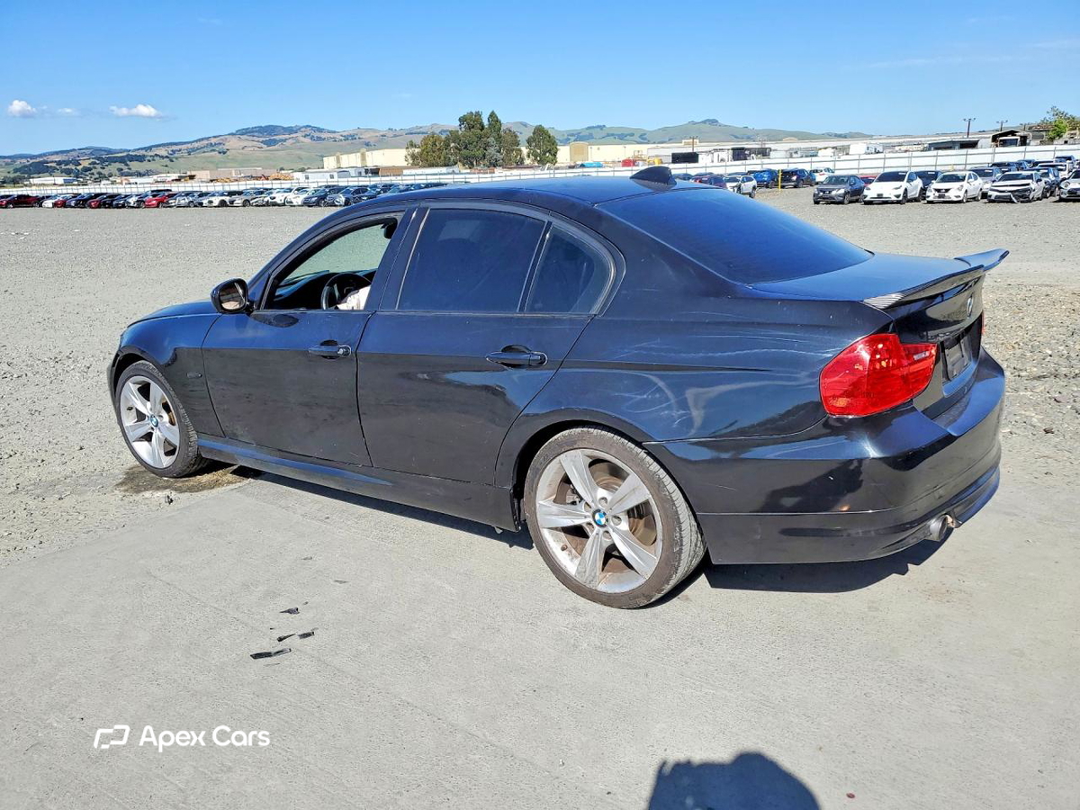 BMW Series 3 2011