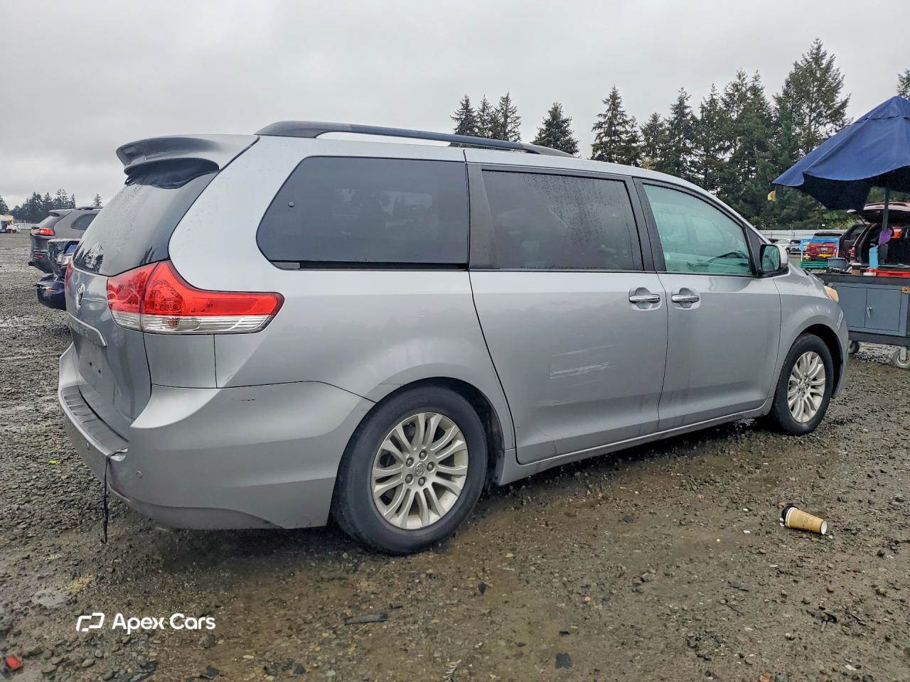 Toyota Sienna 2012