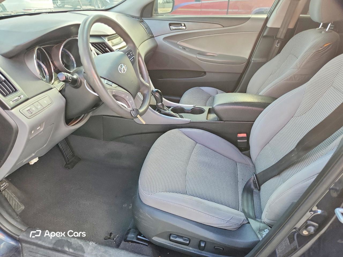 Hyundai Sonata 2011