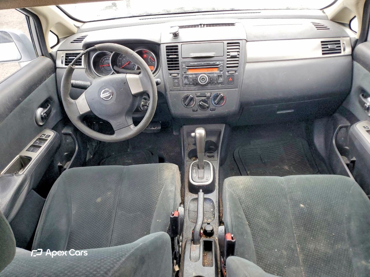 Nissan Versa 2011