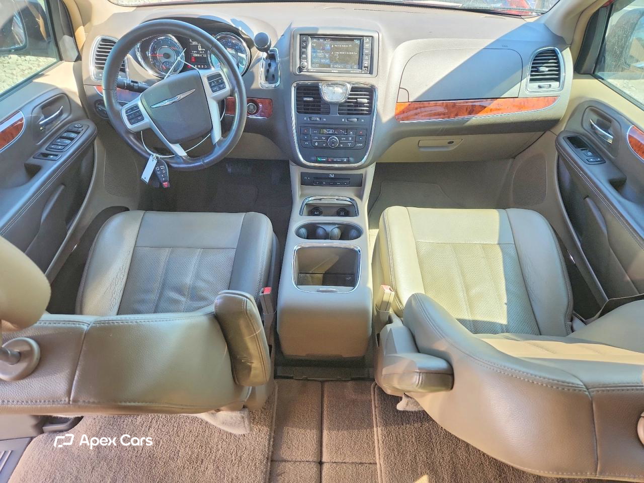 Chrysler Voyager 2015