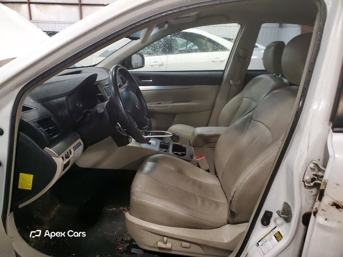 Subaru Legacy 2012