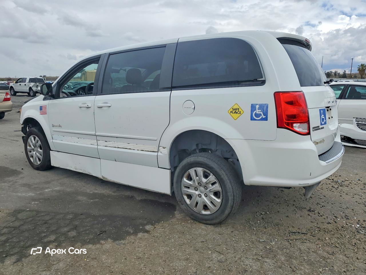 Dodge Caravan 2017