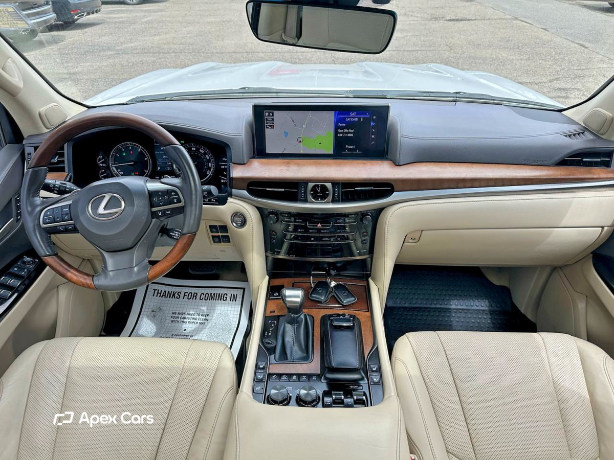 Lexus LX 2019