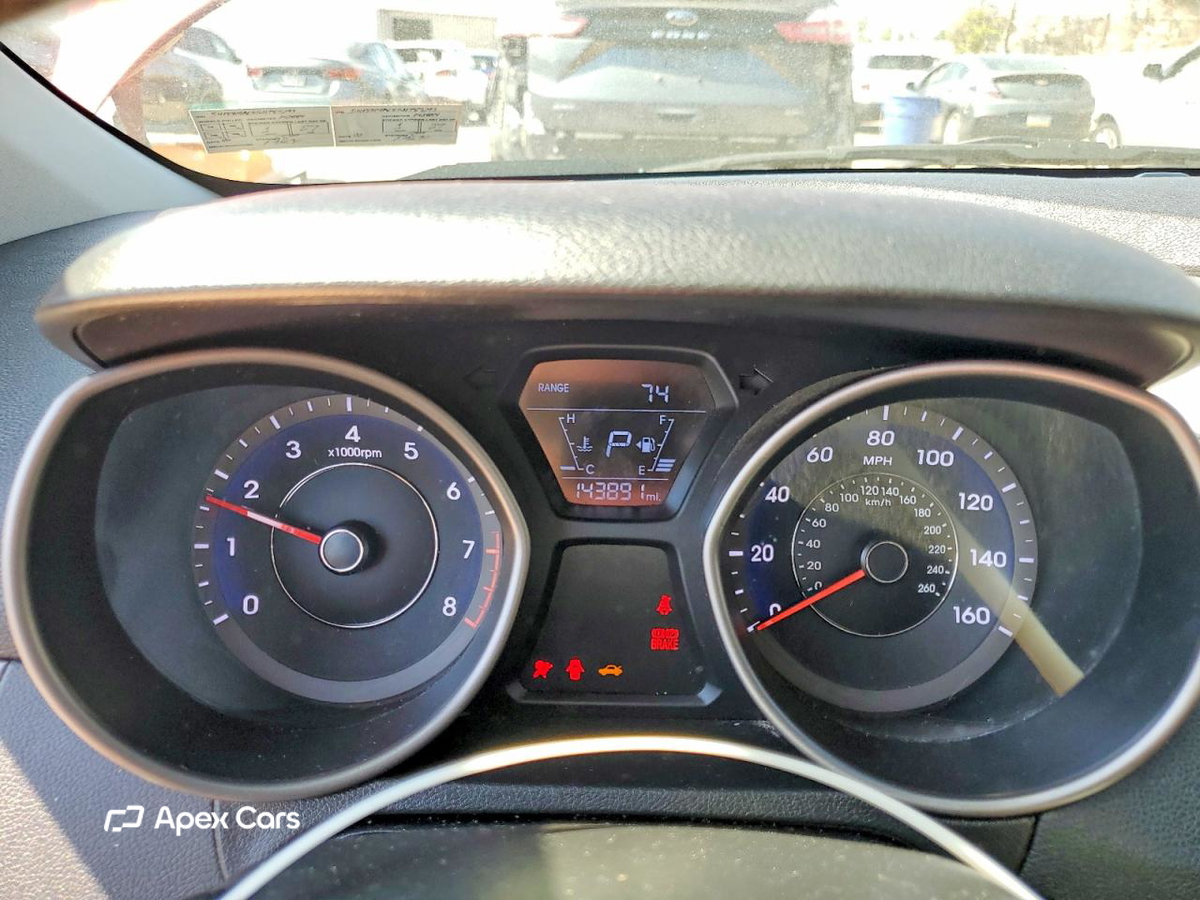 Hyundai Elantra 2016