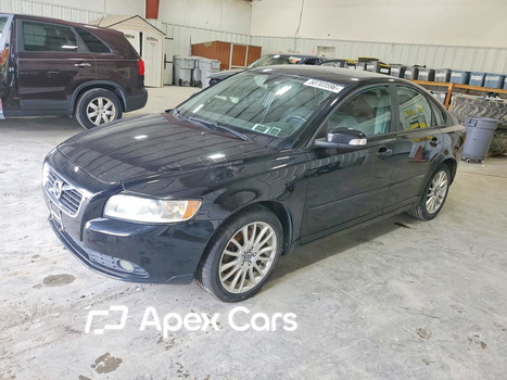 Volvo S40 2011 - Image 1 of 12