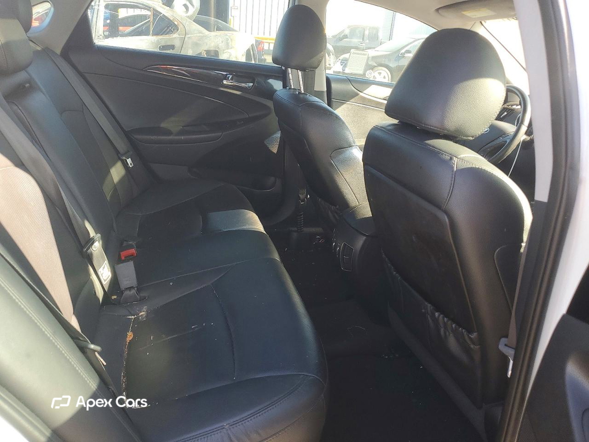 Hyundai Sonata 2012