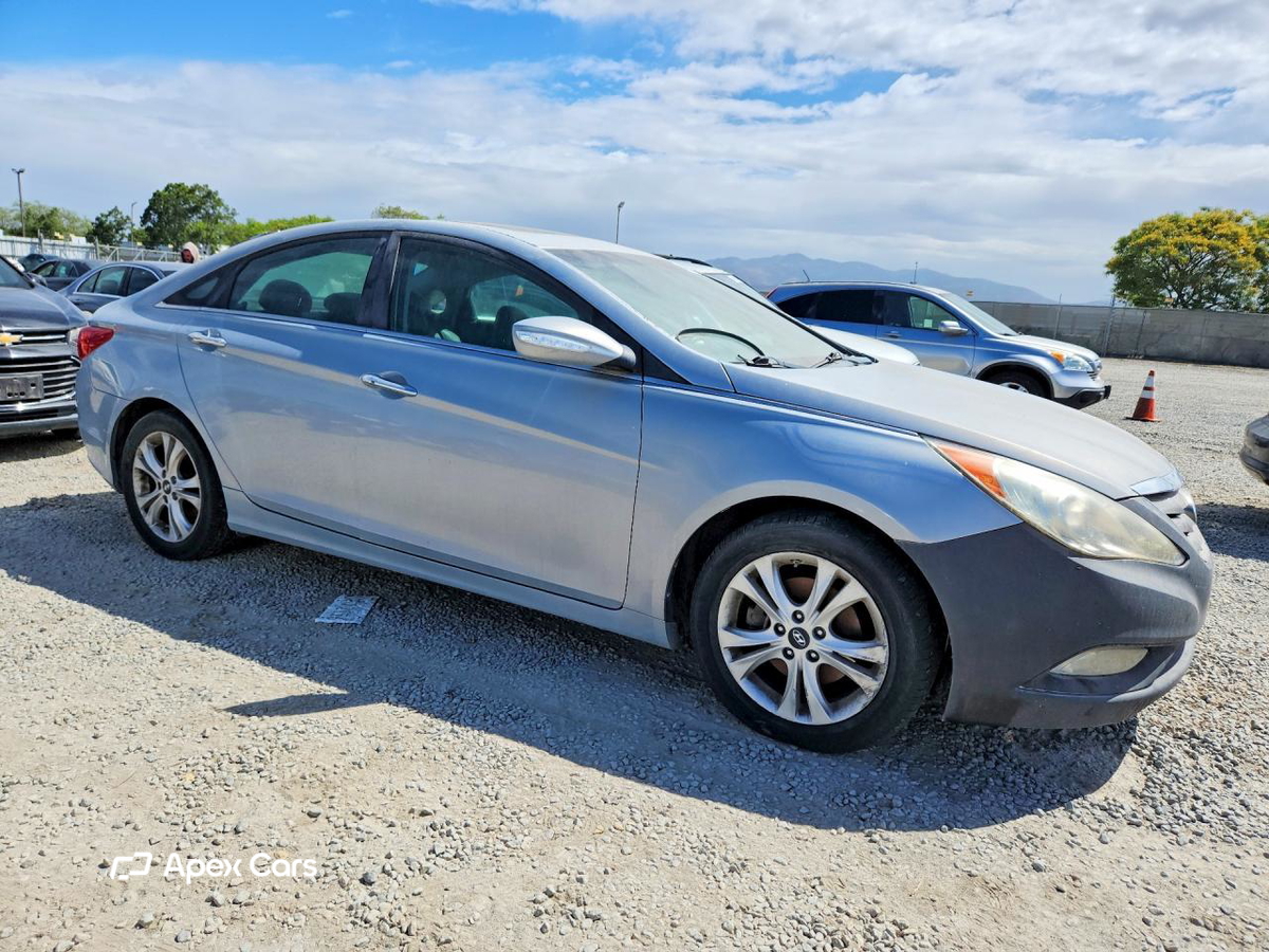 Hyundai Sonata 2011