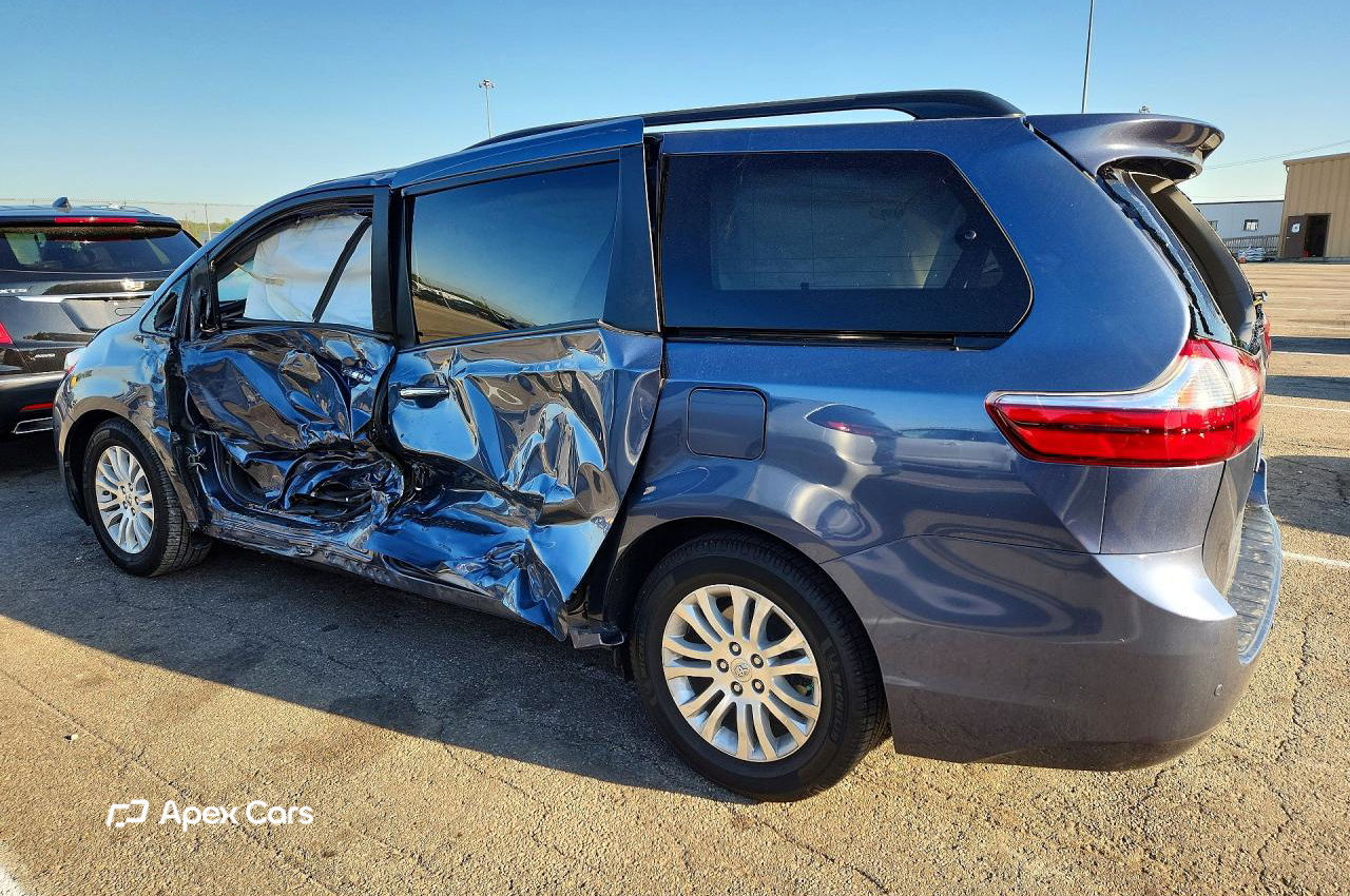 Toyota Sienna 2017