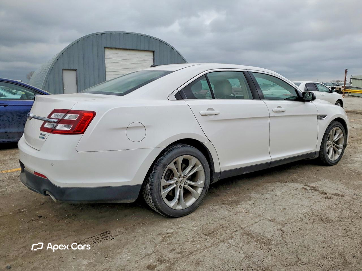 Ford Taurus 2013