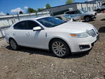 Lincoln MKS 2010