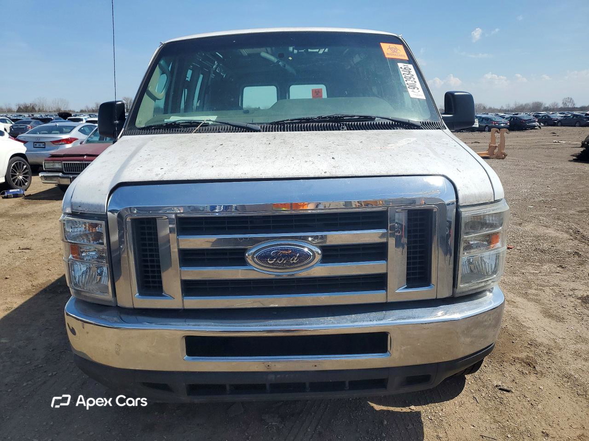 Ford Econoline 2013