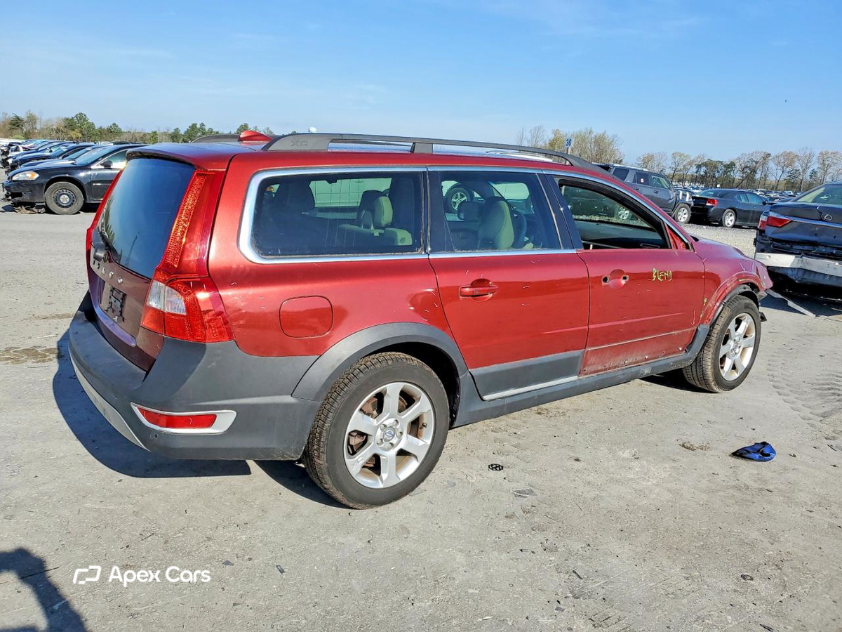 Volvo XC70 2011