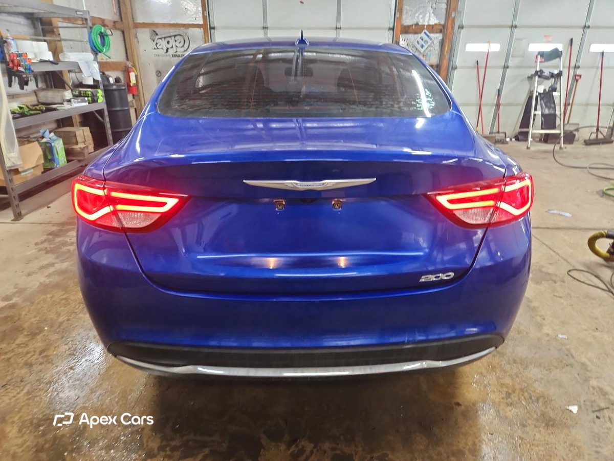 Chrysler 200 2016