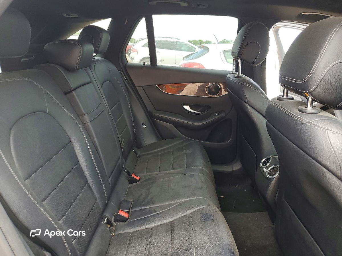 Mercedes-Benz GLC 2016