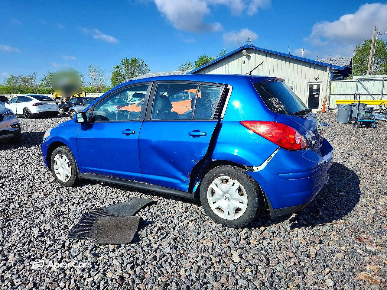 Nissan Versa 2012
