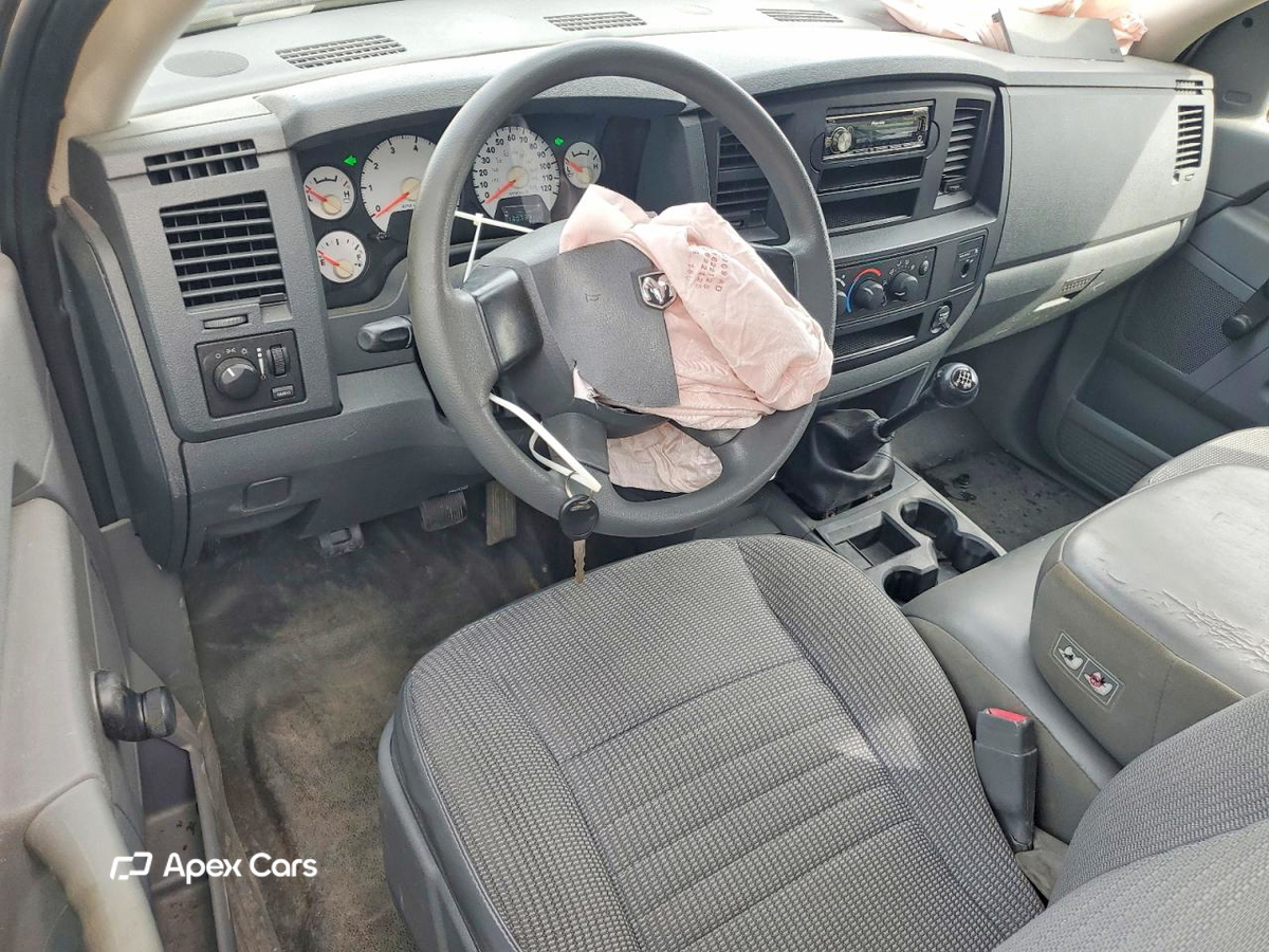 Dodge RAM 2006