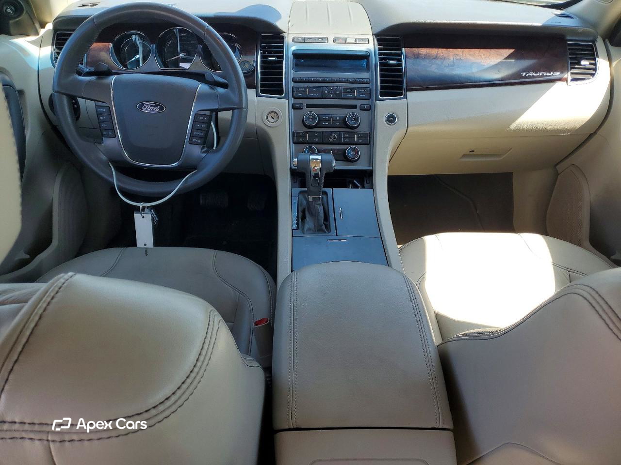 Ford Taurus 2010