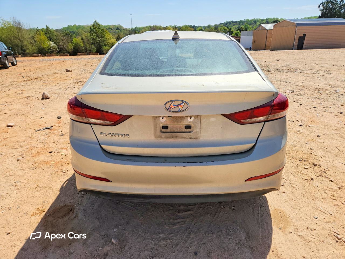 Hyundai Elantra 2017