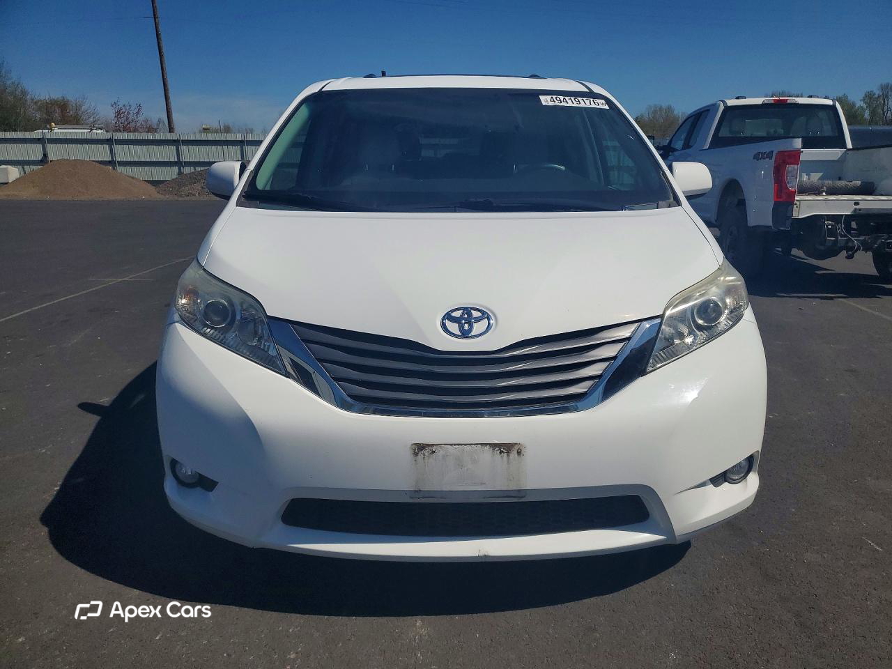 Toyota Sienna 2011
