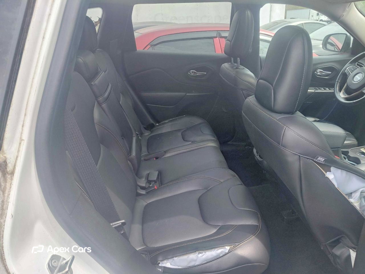 Jeep Cherokee 2016