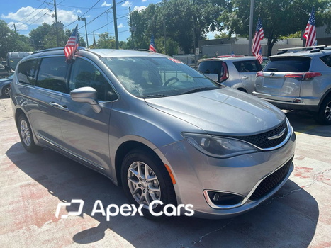Chrysler Pacifica 2020 - Image 1 of 15
