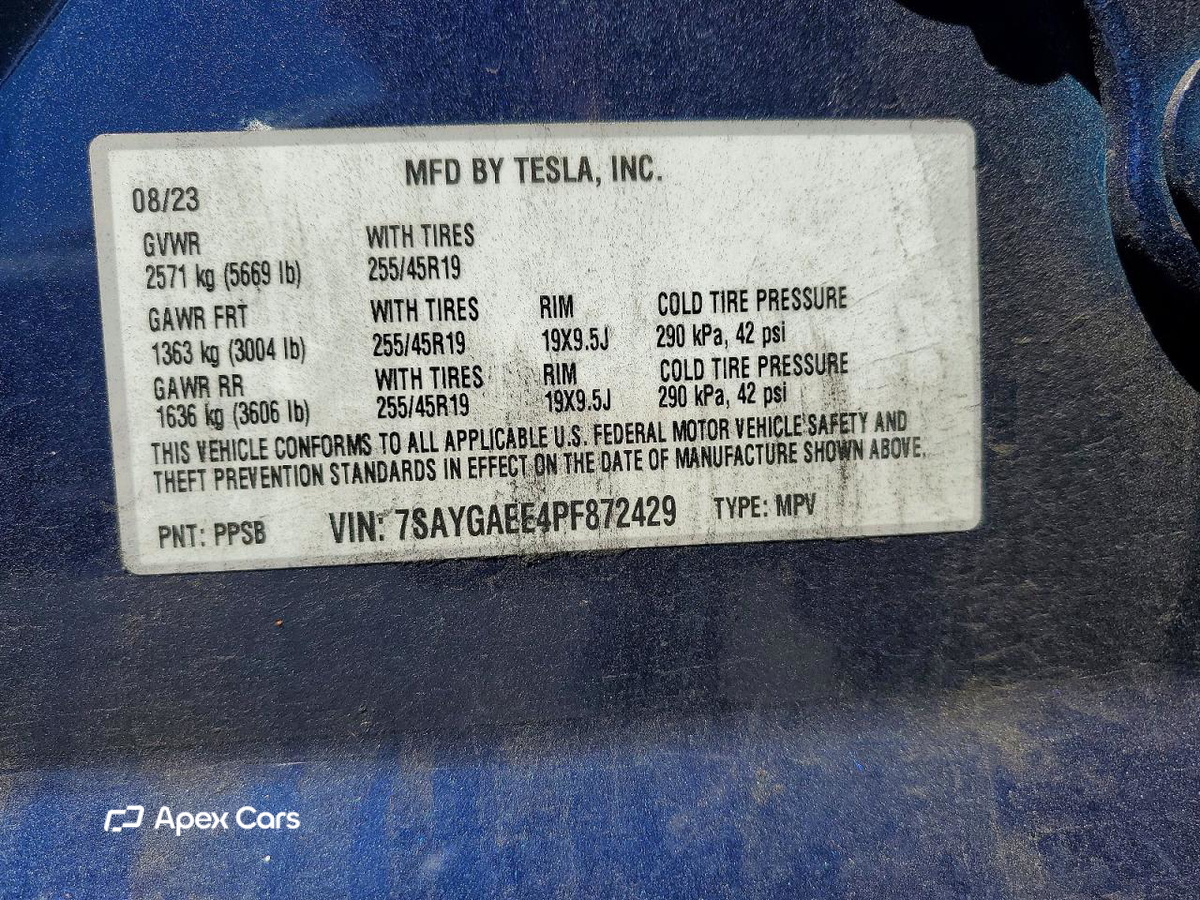 Tesla Model Y 2023