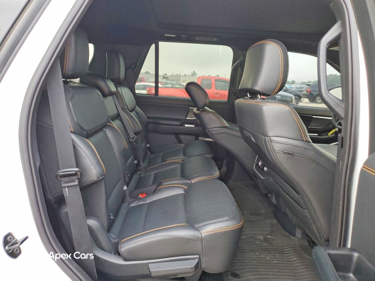 Ford Expedition 2025
