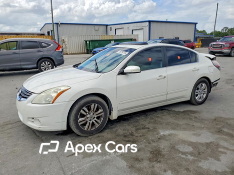 Nissan Altima 2011 - Image 1 of 5