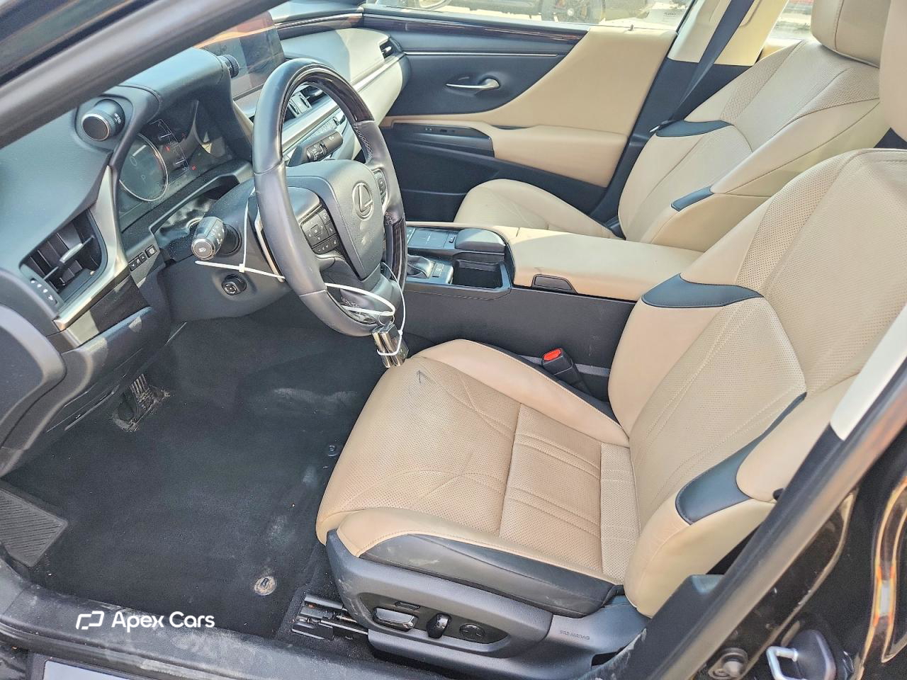 Lexus ES 2019