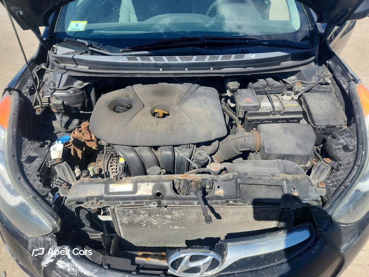 Hyundai Elantra 2011