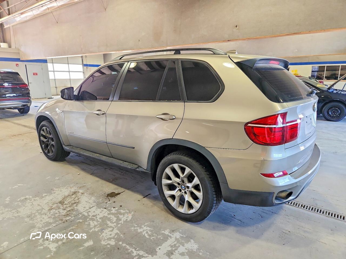 BMW X5 2011