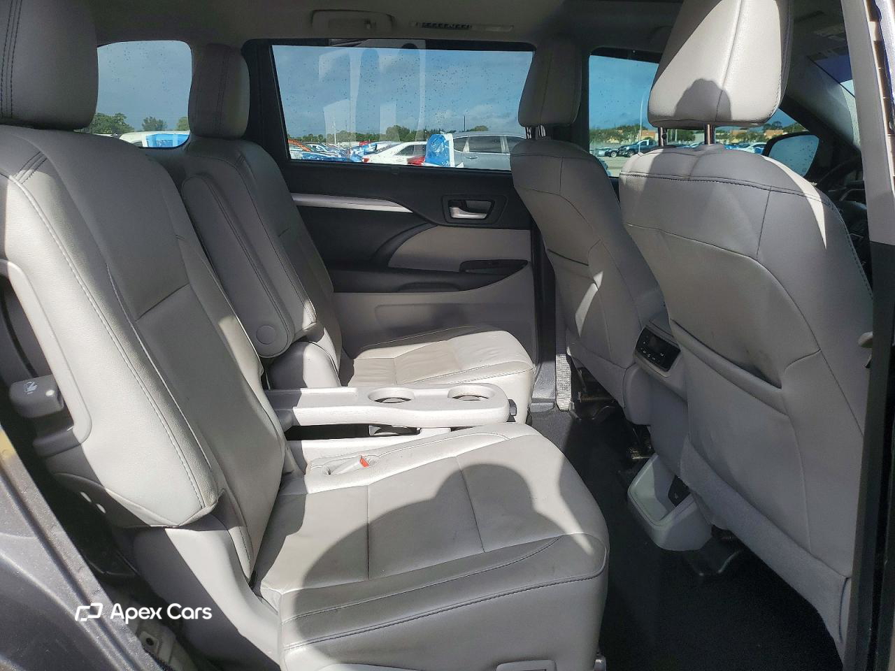 Toyota Highlander 2018