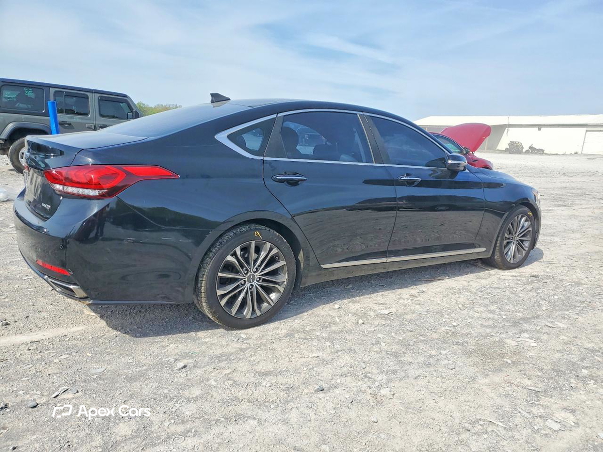 Hyundai Genesis 2015