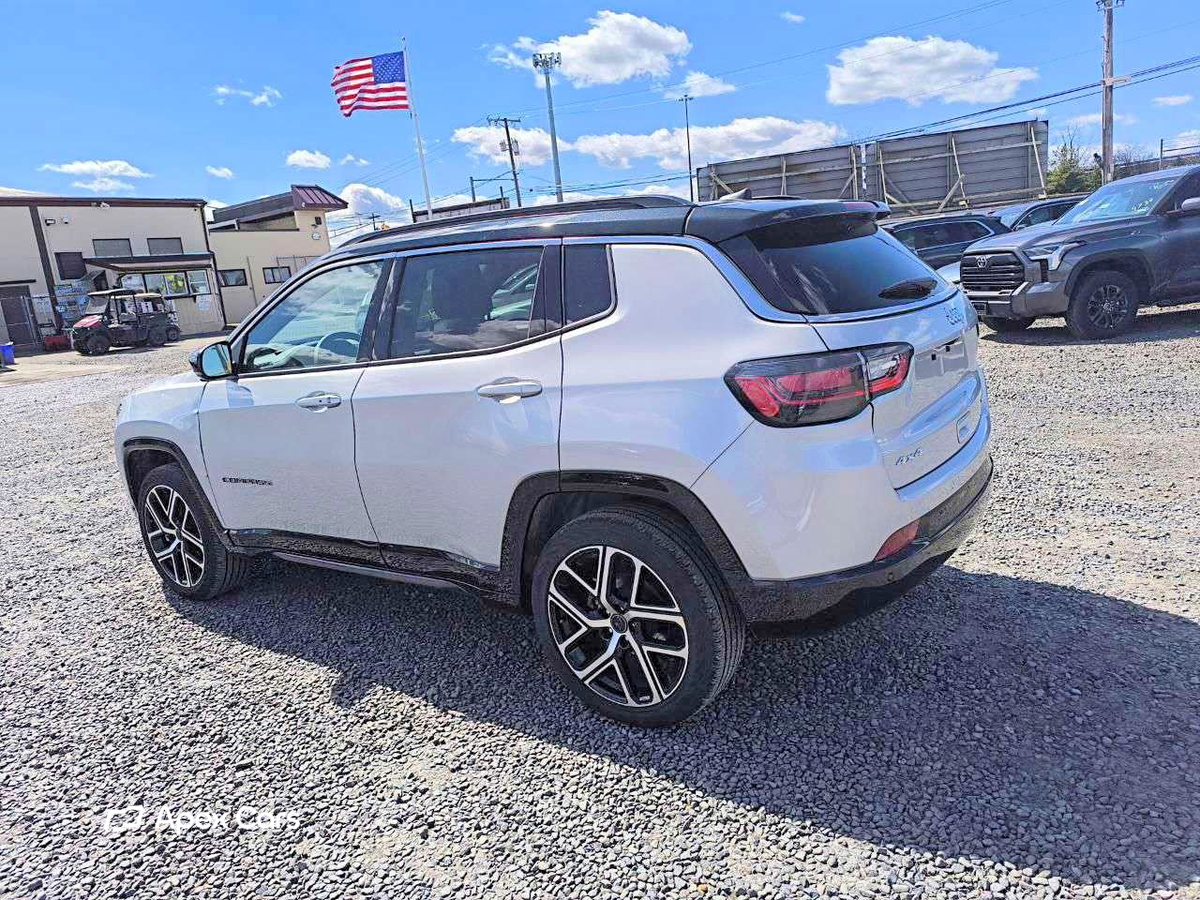 Jeep Compass 2025