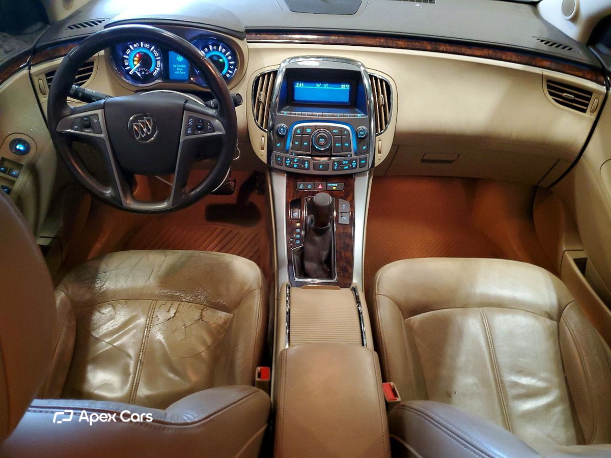 Buick LaCrosse 2011