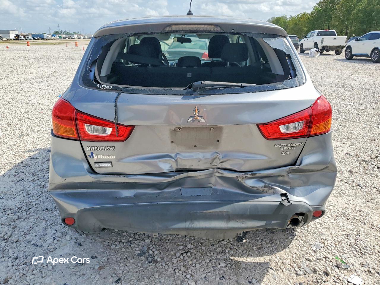 Mitsubishi Outlander 2015